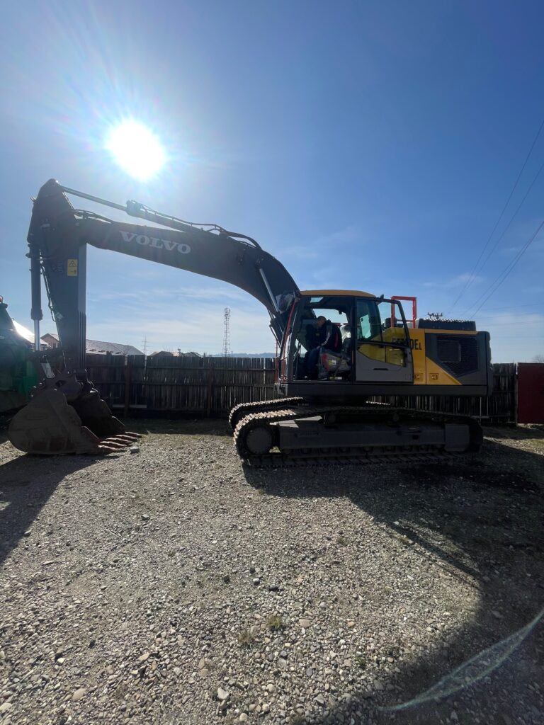 WhatsApp Image 2024-03-27 at 11.00.31 (1)