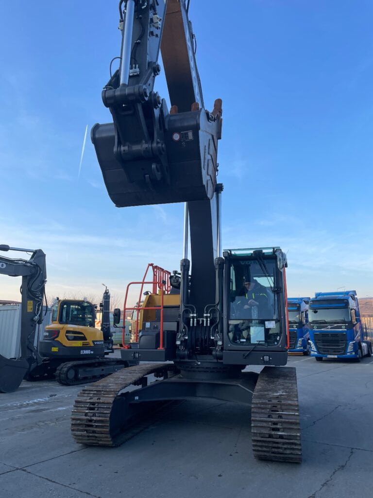 WhatsApp Image 2024-03-27 at 11.03.07 (3)