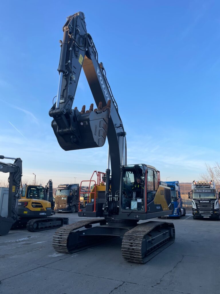 WhatsApp Image 2024-03-27 at 11.03.07 (4)